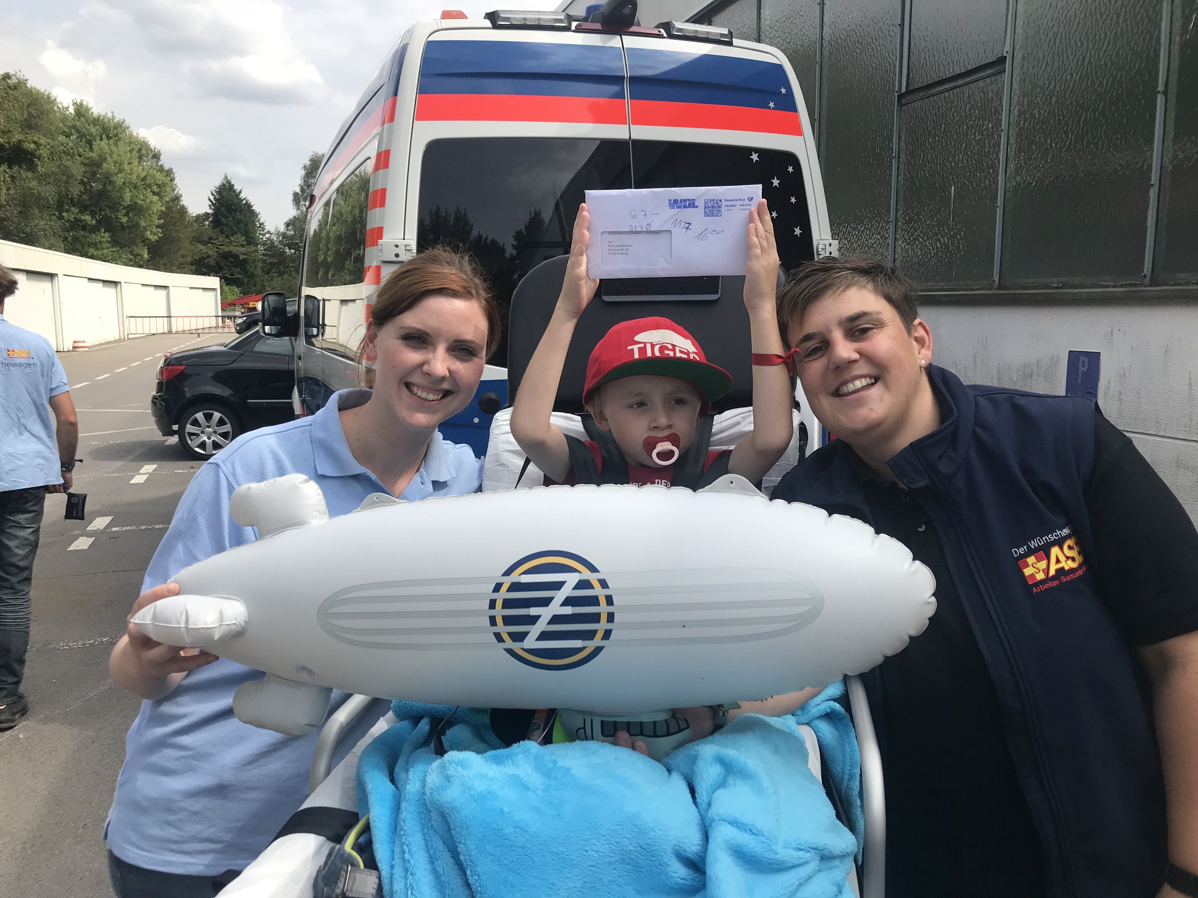 Wuenschewagen-Niedersachsen-Einmal-Zeppelin-fahren-Letzte-Wuensche-wagen-1.jpg